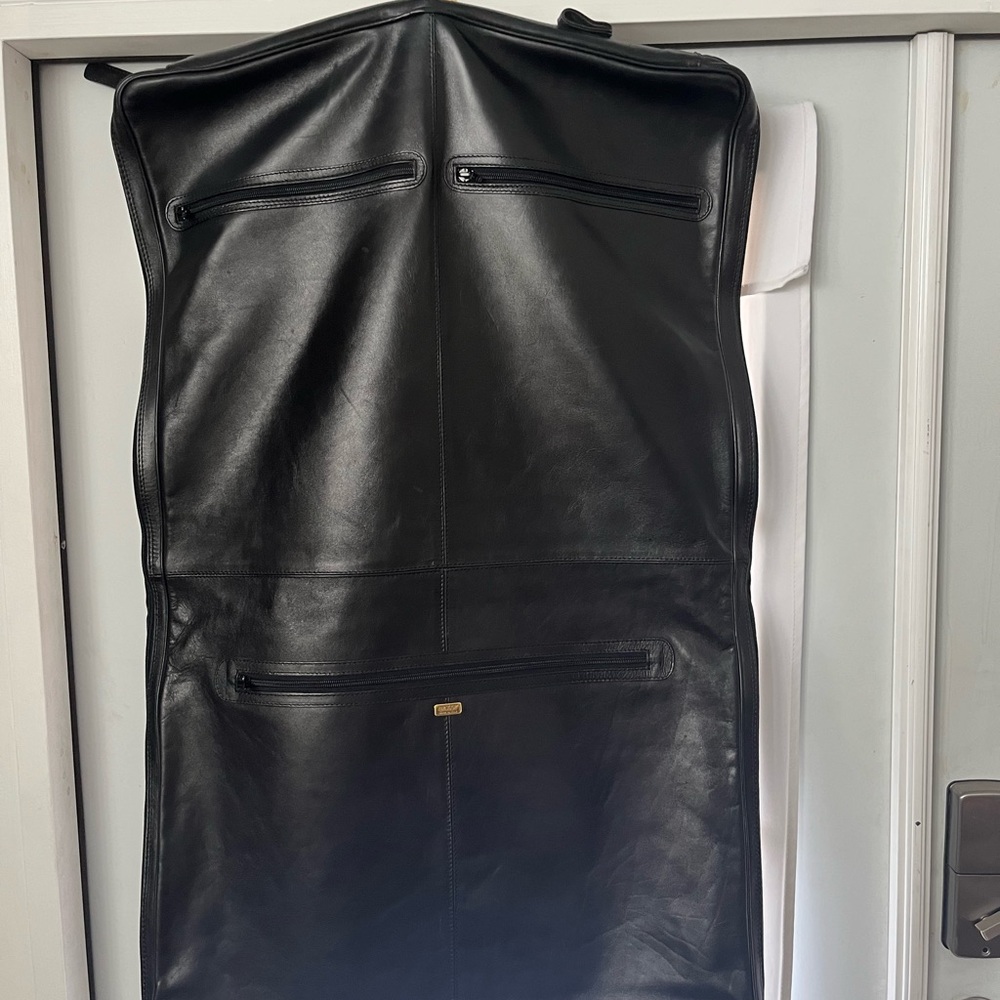 Bally leather suit bag